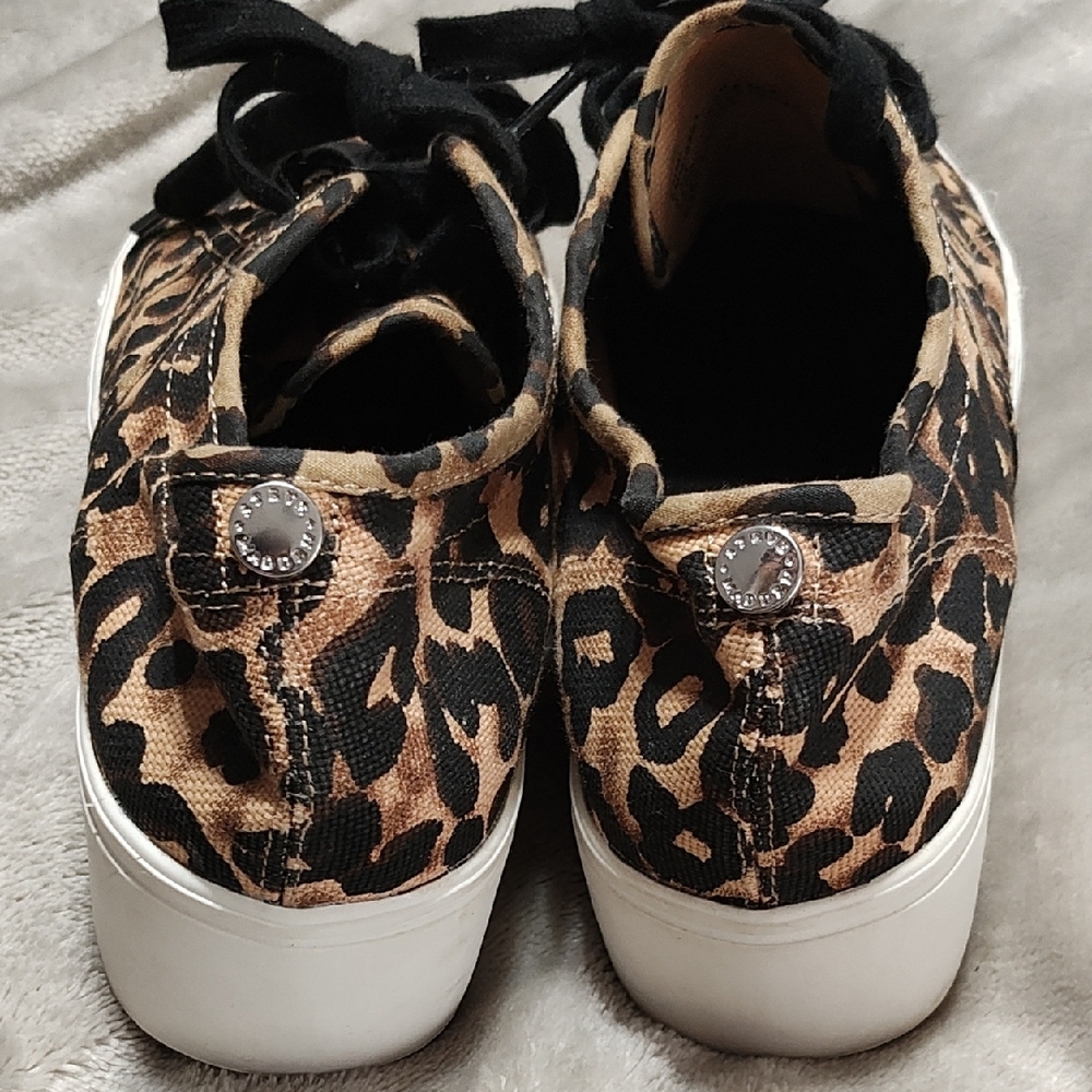 Steve Madden Emmi Leopard Print Platform Sneakers… - image 4
